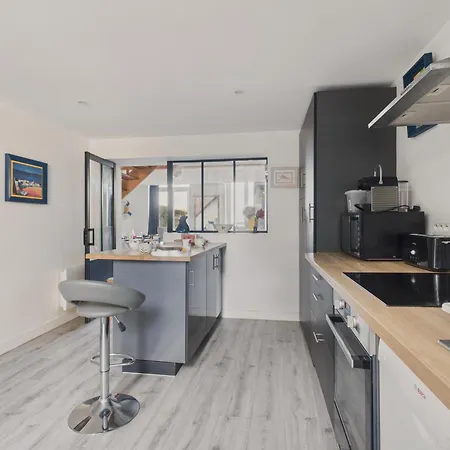 Maison Avec Accès Privatif Direct à La Pour 6 *