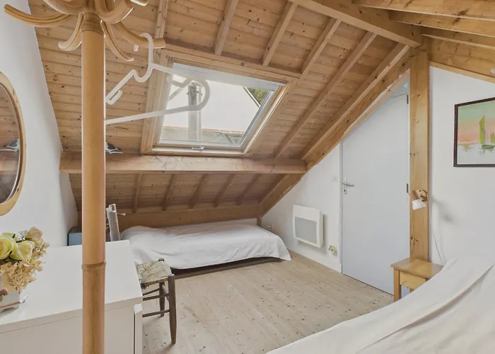 Maison Avec Acces Privatif Direct A La Pour 6