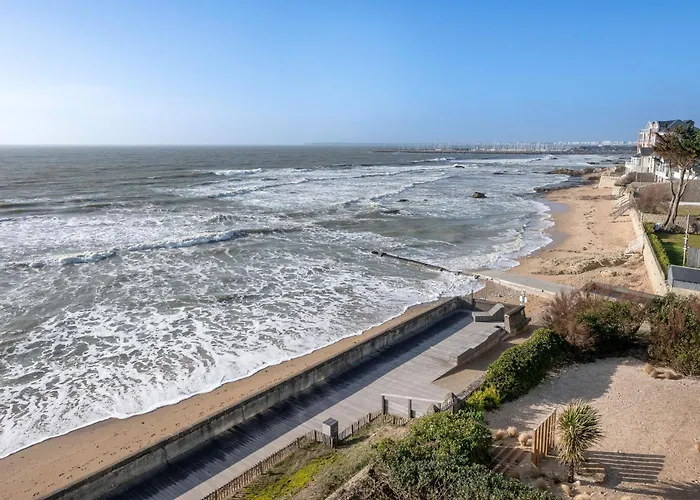 Maison Avec Acces Privatif Direct A La Pour 6 Σπίτι διακοπών *